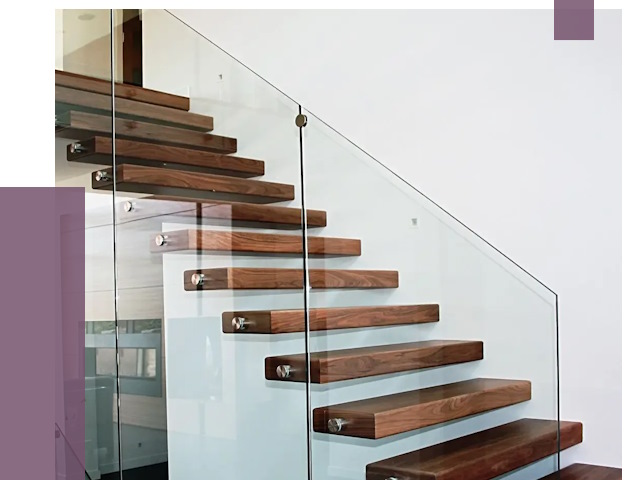 Стеклянные перила для лестницы в Югорске от 14806 руб.