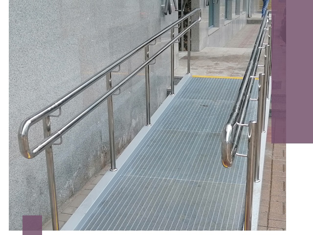 Пандусы для инвалидов в Югорске — изготовление и монтаж