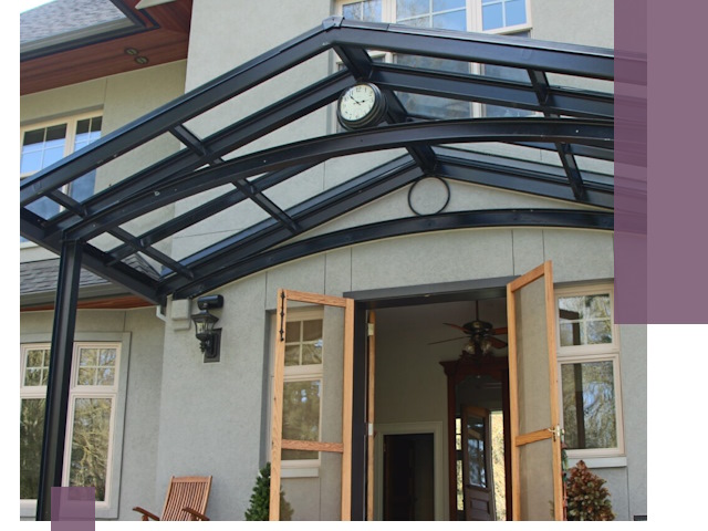 Изготовление и монтаж навесов и козырьков в Югорске