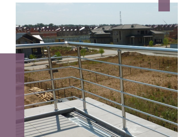 Парапеты из нержавеющей стали в Югорске от 7965 руб. за м² | ПРОЛЁТ-Югр