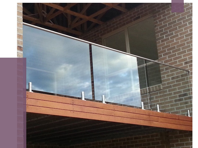 Стеклянные парапеты на крыше и террасе в Югорске от 11487 руб. | ПРОЛЁТ-Югр