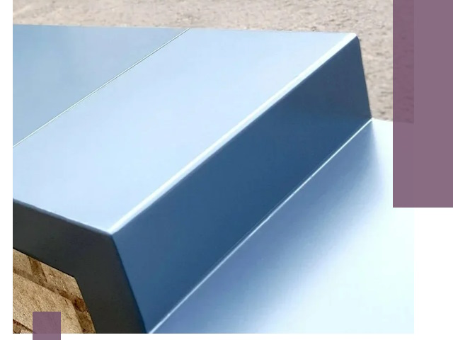 Крышки на парапет в Югорске: изготовление и монтаж под ключ